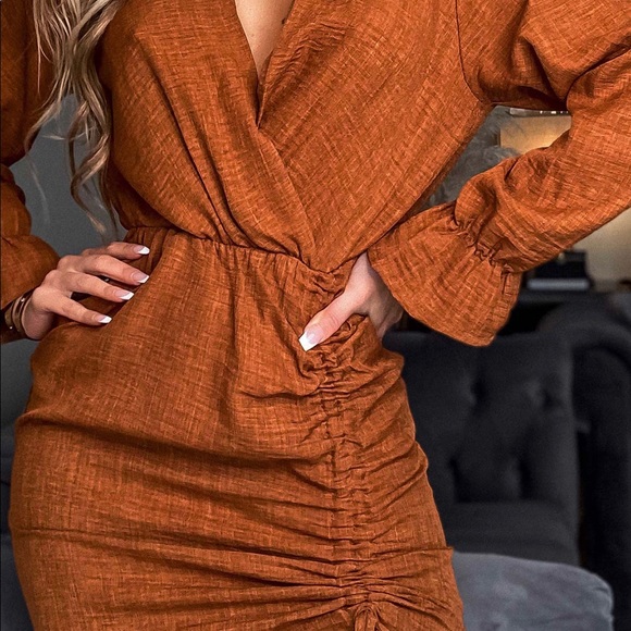 Rustic Dress - Picture 3 of 3